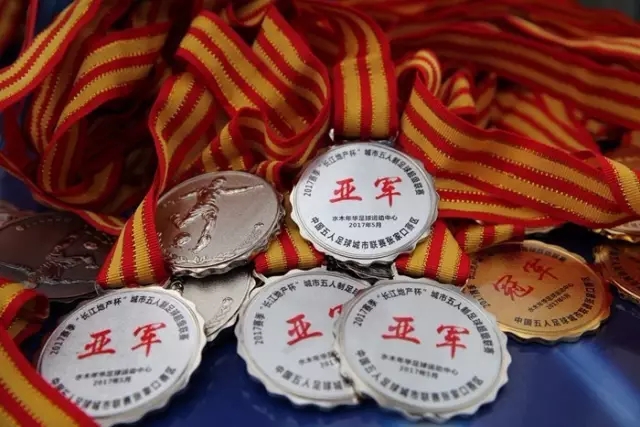 哈维：巴萨各方面都已提高 希望击败拜仁改变历史
